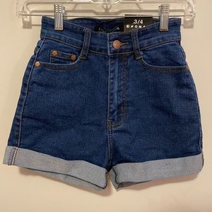 Fashion Nova New Denim Shorts Size 3/4